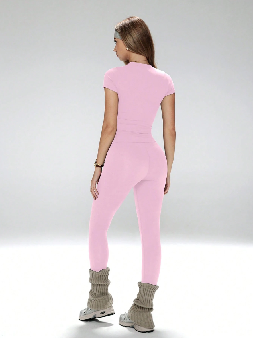 SET LEGGINGS Y REMERA