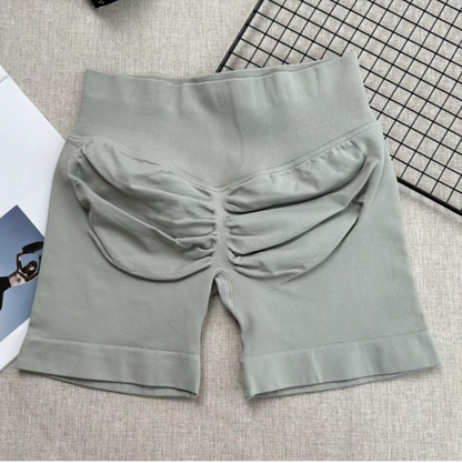 SHORT CON FRUNCE