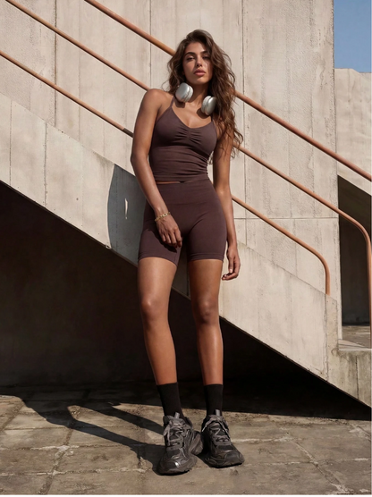 TOP HALTER MOLDEADOR + SHORT