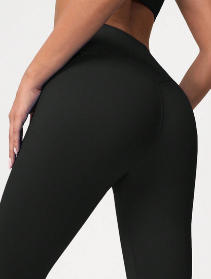 LEGGINGS CORE TIRO ALTO NEGRO